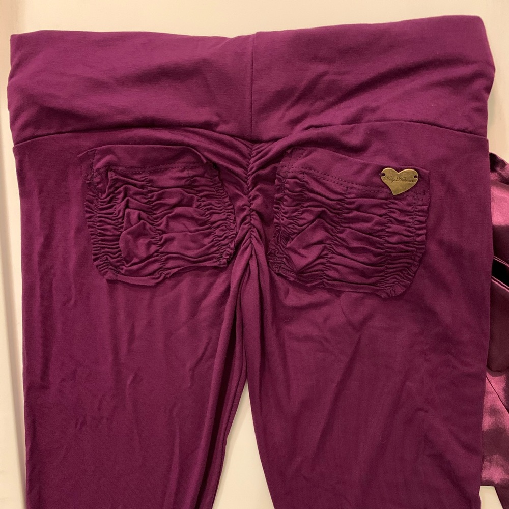 Cute Booth lounge dark purple side tie leggings